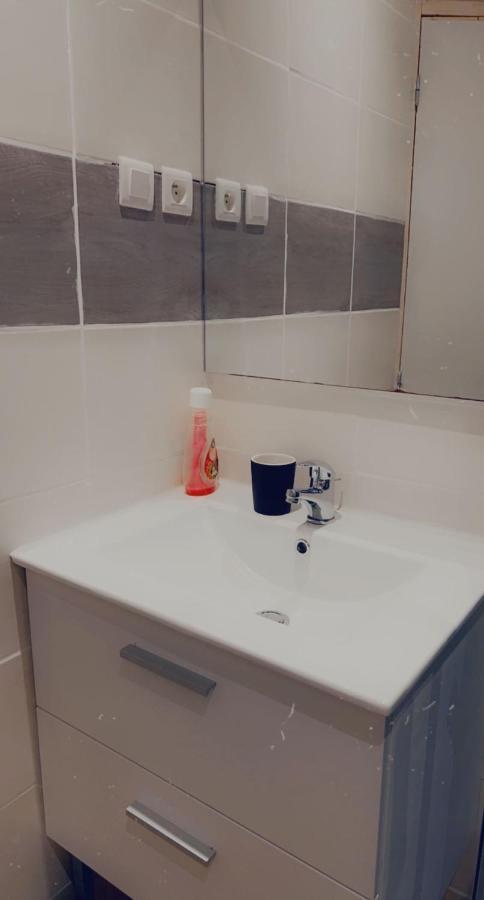 Appartement Clem à Calais Extérieur photo